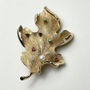 Rare Vintage Capri Gold Tone Leaf Shaped Brooch W/ Turquoise & Rhinestone 2.5”